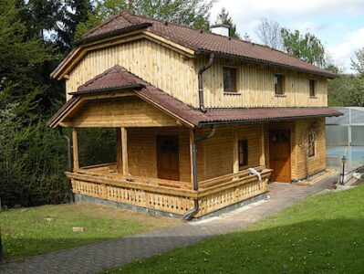 Holzhaus sandgestrahlt