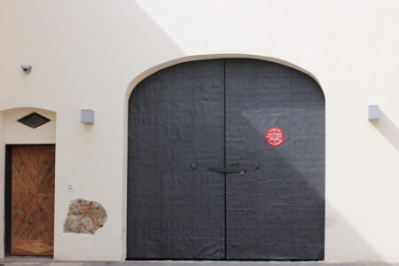 Tor aussen Blech innen Holz fertig